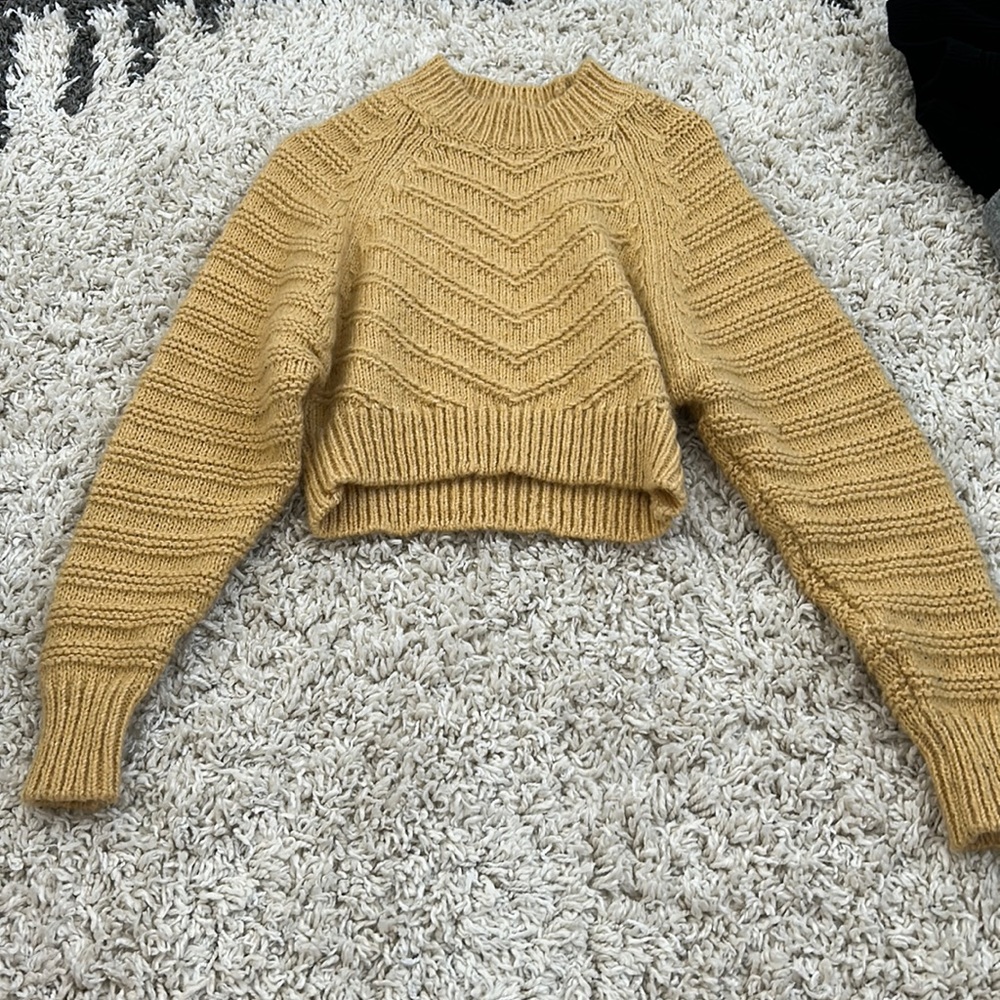 Nordstrom Rack Yellow cropped sweater